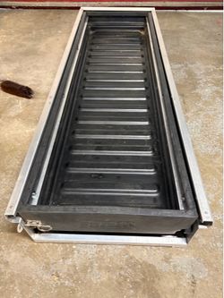 Lance drawer slide out.