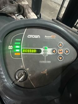 2013 forklift crown electric