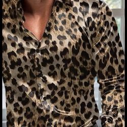 *'S Long-Sleeve Shirt with Leopard Watch > Print