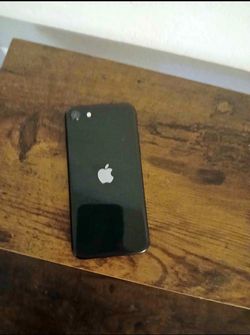 Apple iPhone SE