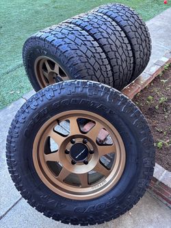 Method wheels Chevy Silverado Tacoma 4Runner Tundra