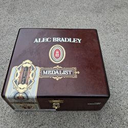 Cigar box