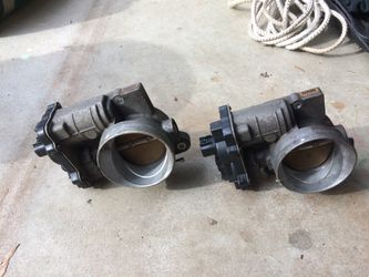 Hummer H2 Throttle Bodies