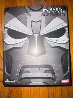 Mezco dr doom