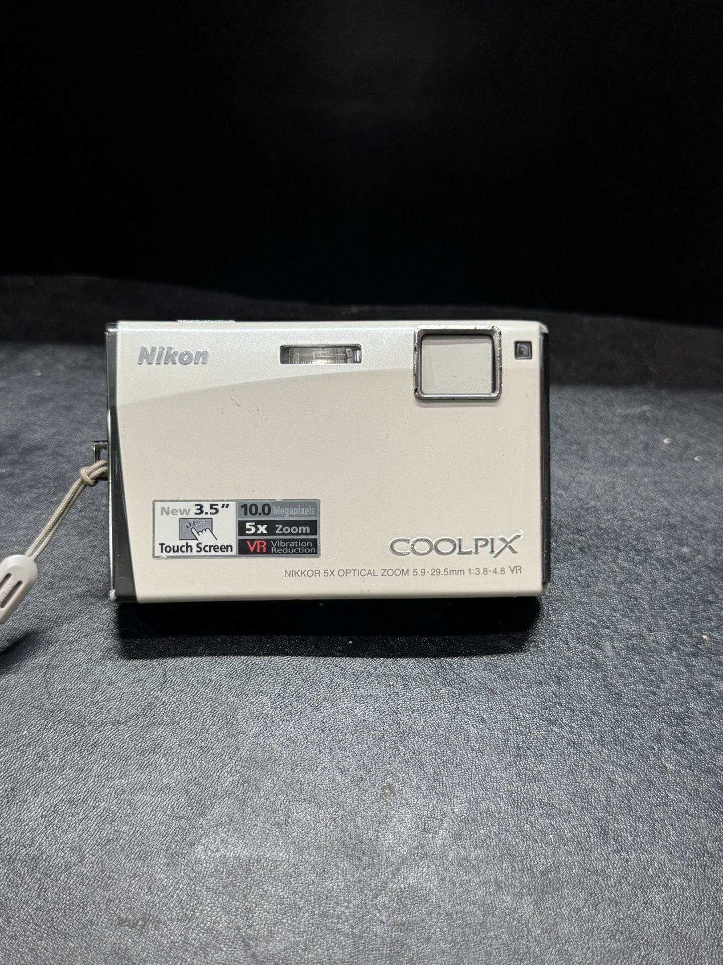 Nikon Coolpix S60 Digital camera compact 10MP