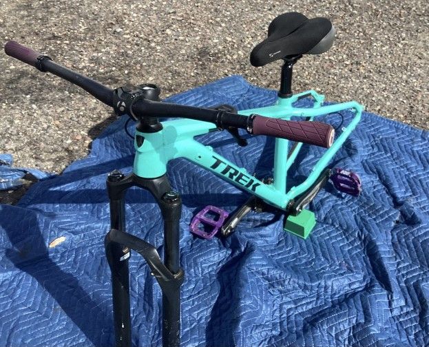 2023 Trek Roscoe 7 -Excellent Condition , Only Rode A Few Times !