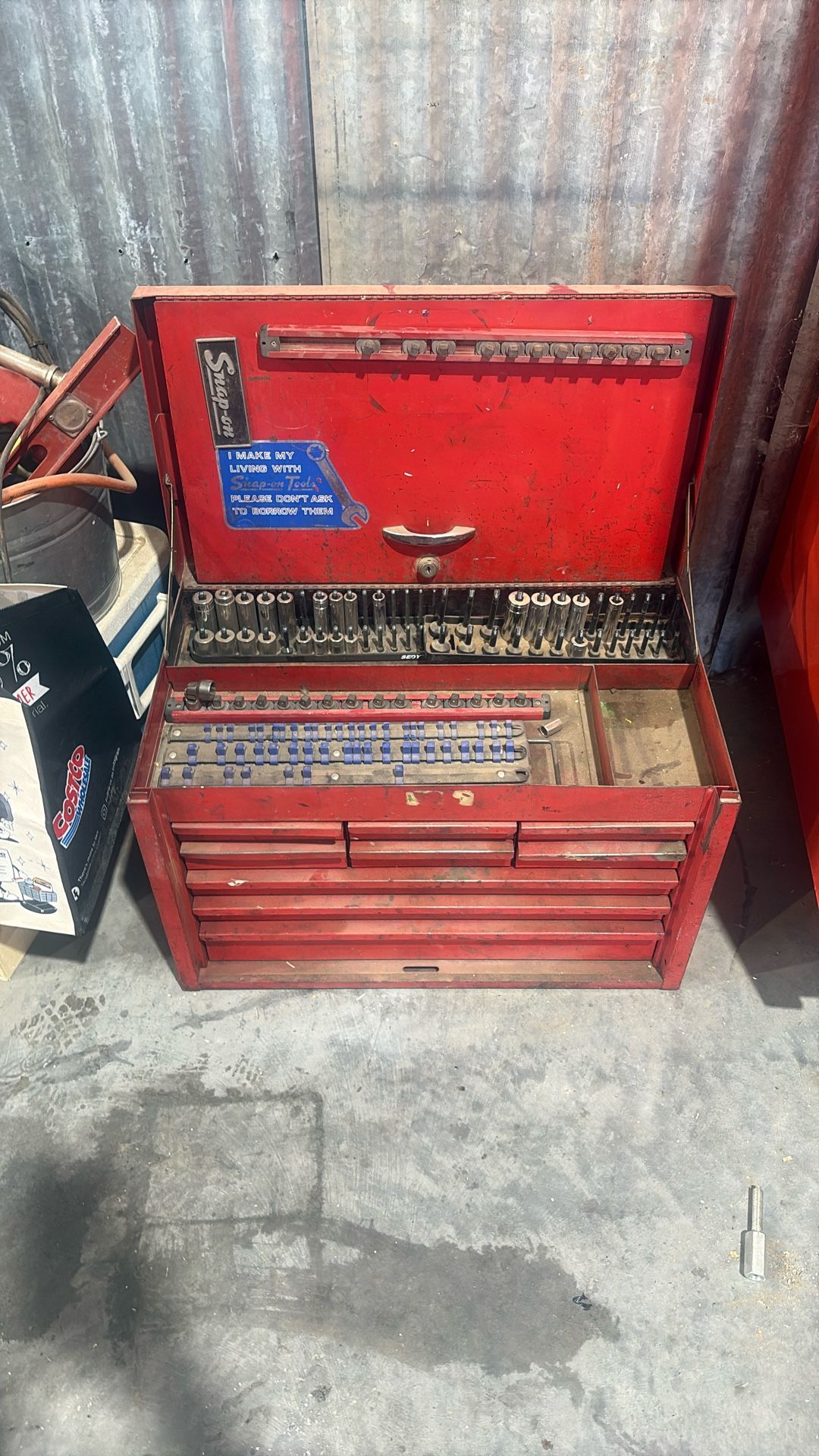 Vintage Snap On Top Box