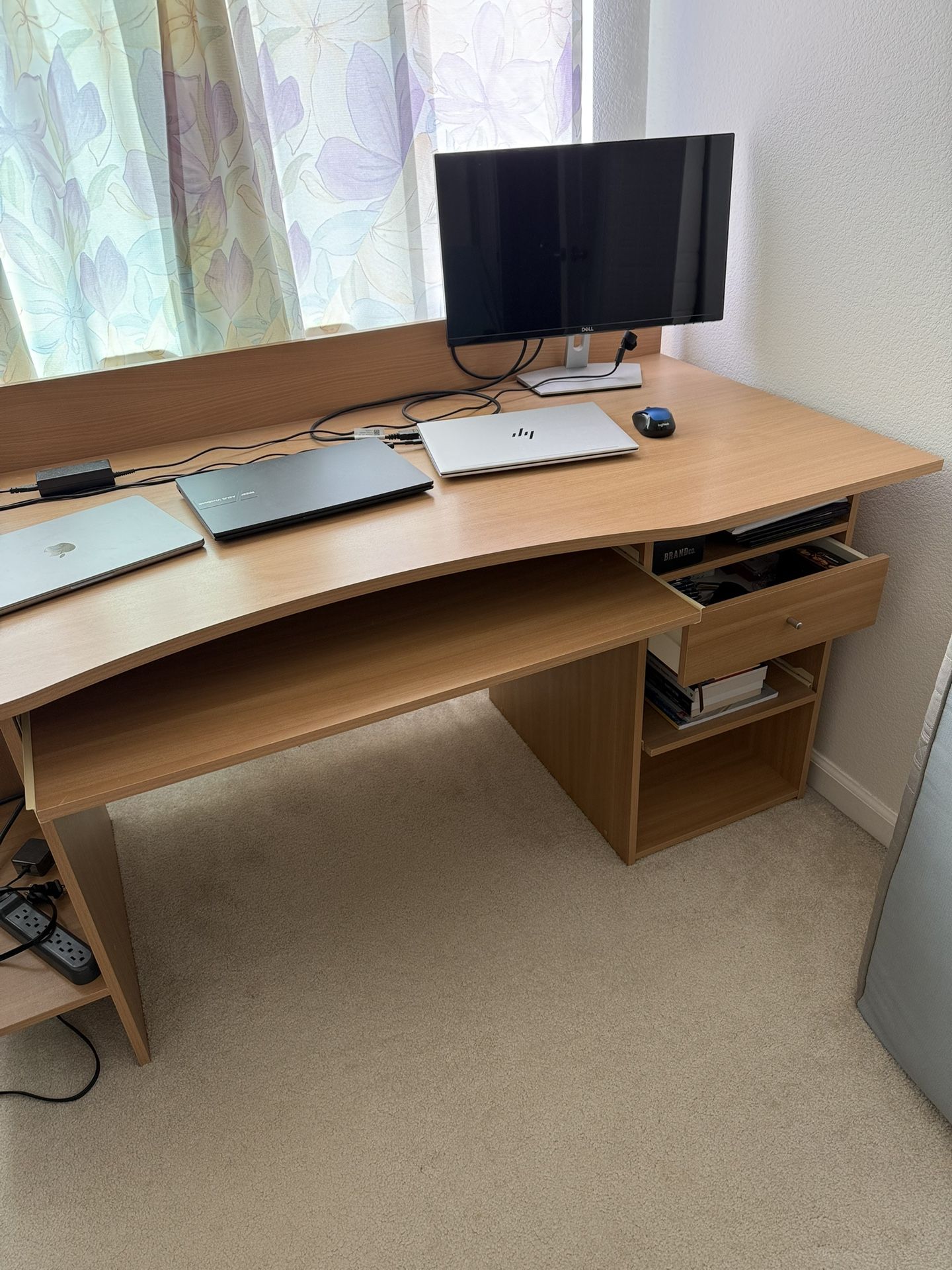 Large office desk 59x30x30”