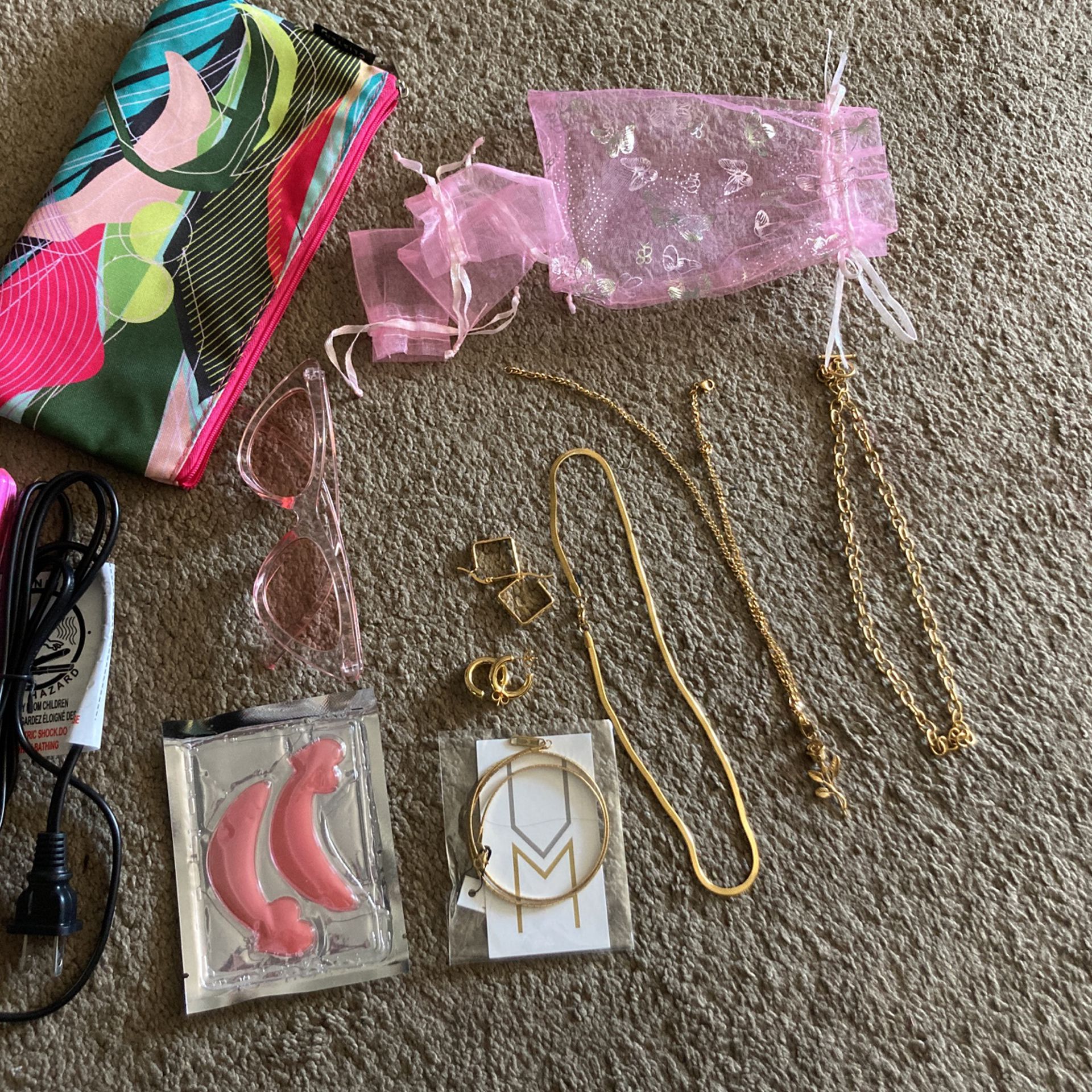 Brand New: Mini Hair Straightener + Eye Candy Collagen Eyepatch + Pink Glasses + 3 Different Pairs Of Earings + 3 Different Necklaces 