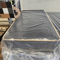 TWIN MATTRESS 