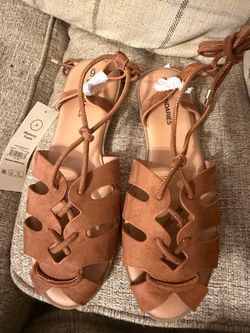 No Boundaries Gladiator Sandals Size 9