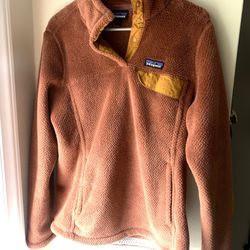 Patagonia Women’s Fleece Pullover