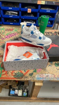 Jordan 4 Military Blue Size 11.5M