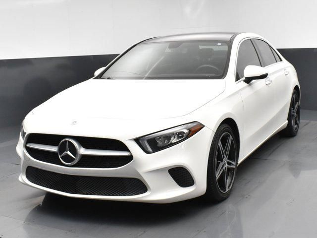 2021 Mercedes-Benz A 220