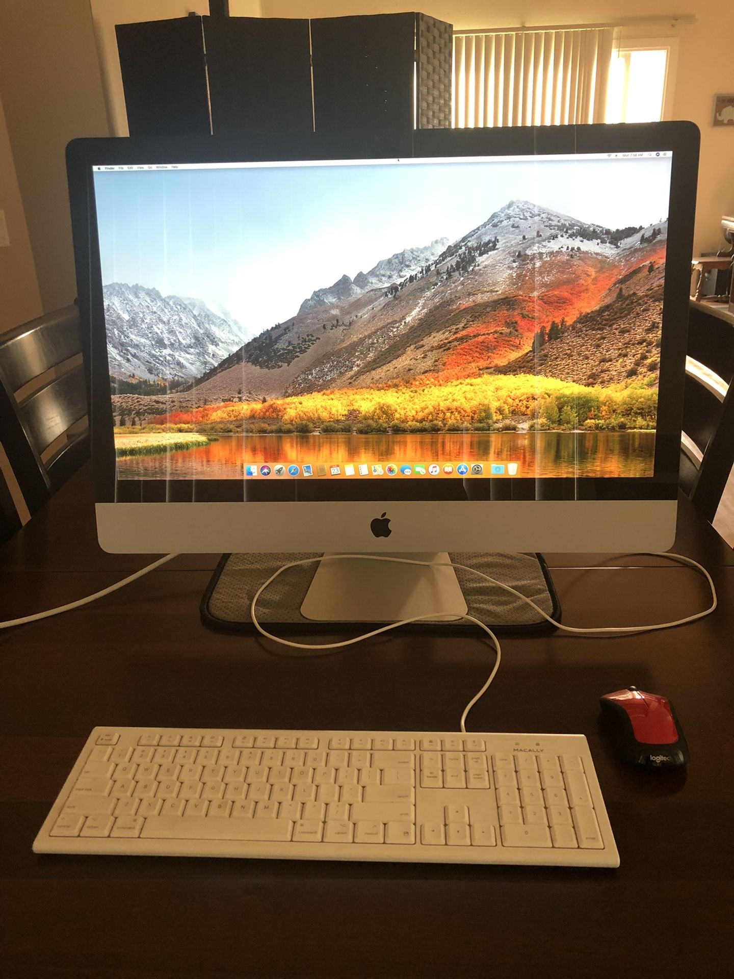 iMac 27 inch late 2009 Silver 