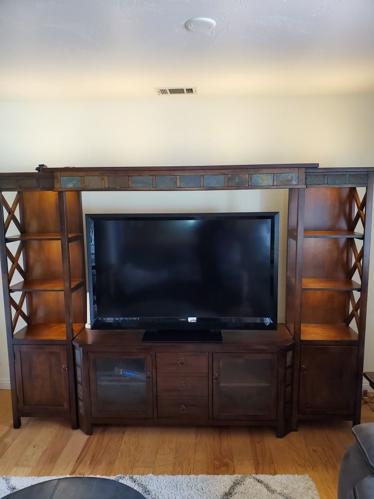 entertainment center with end tables