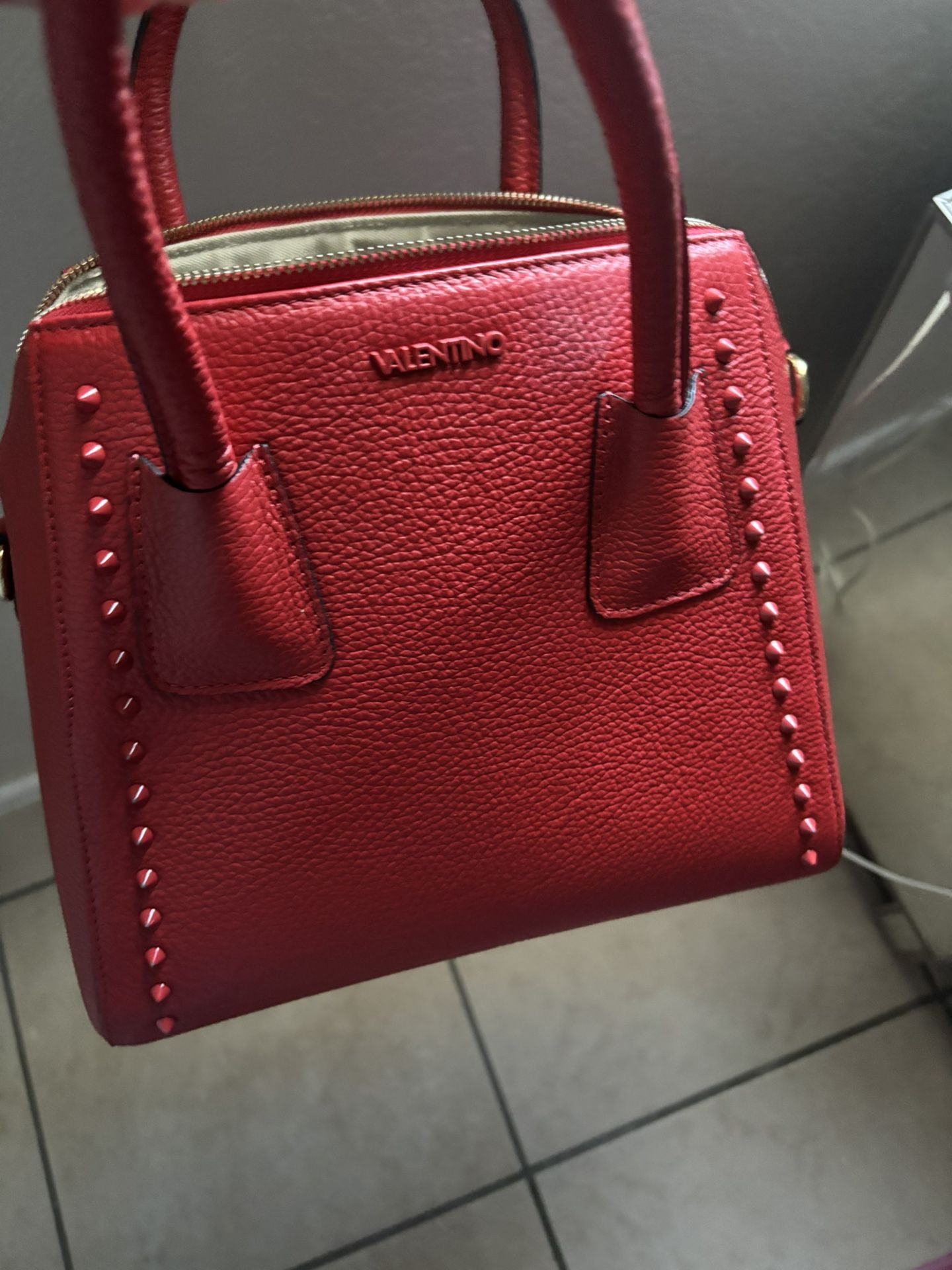Valentino 
