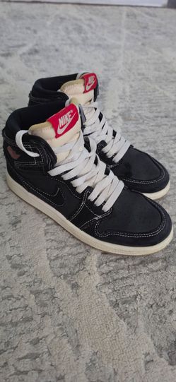 Nike, Size 2