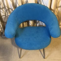 Brand New Fancy Comfortable Chair Reg .80Now $40