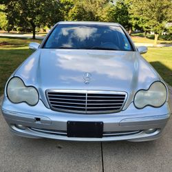 2004 Mercedes C230 $1900