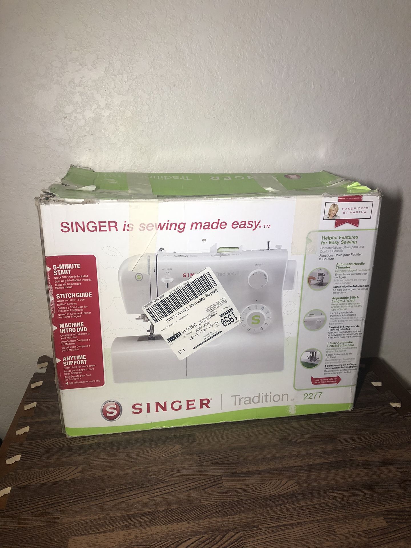SINGER Tradition 2277 Sewing Machine including 23 BuiltIn Stitches