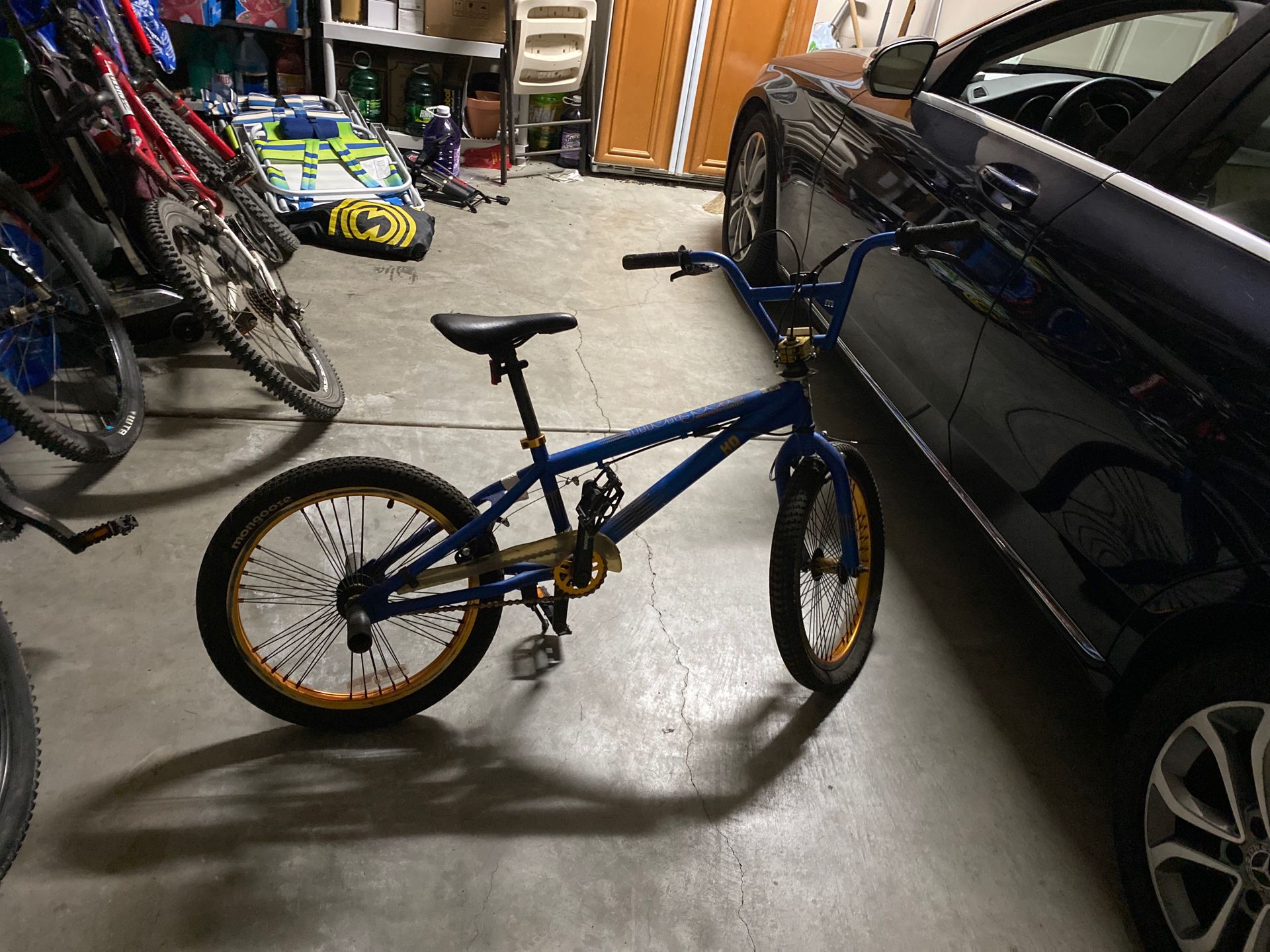 Mongoose bmx bike