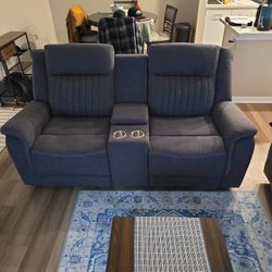 Reclining Love seat