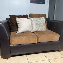 Couch Need to sell 