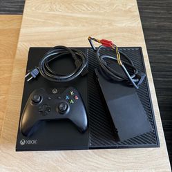 Xbox One with controller