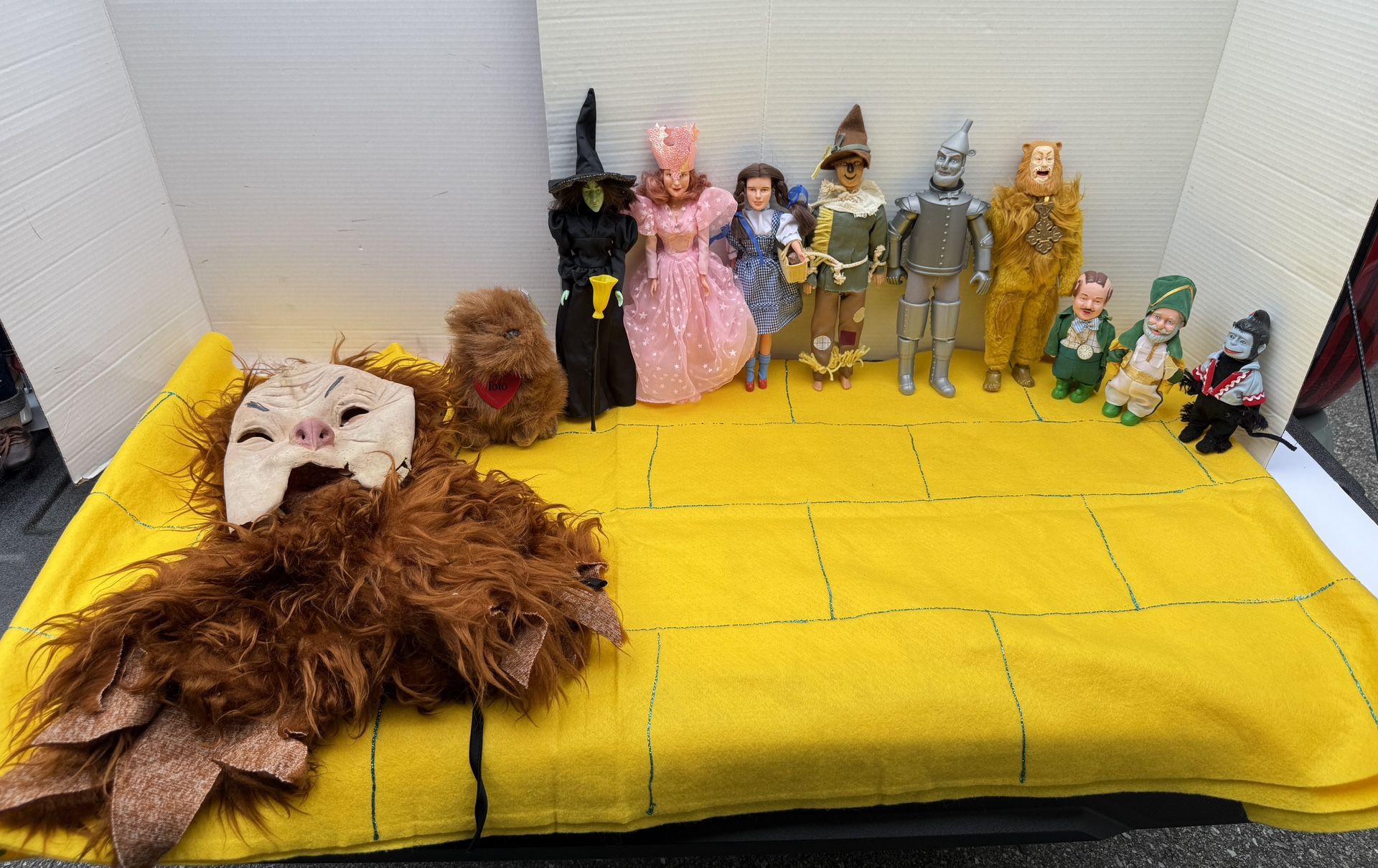 Vintage Wizard of Oz Collection