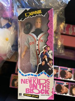 Hasbro 1990 original New kids on the block dolls