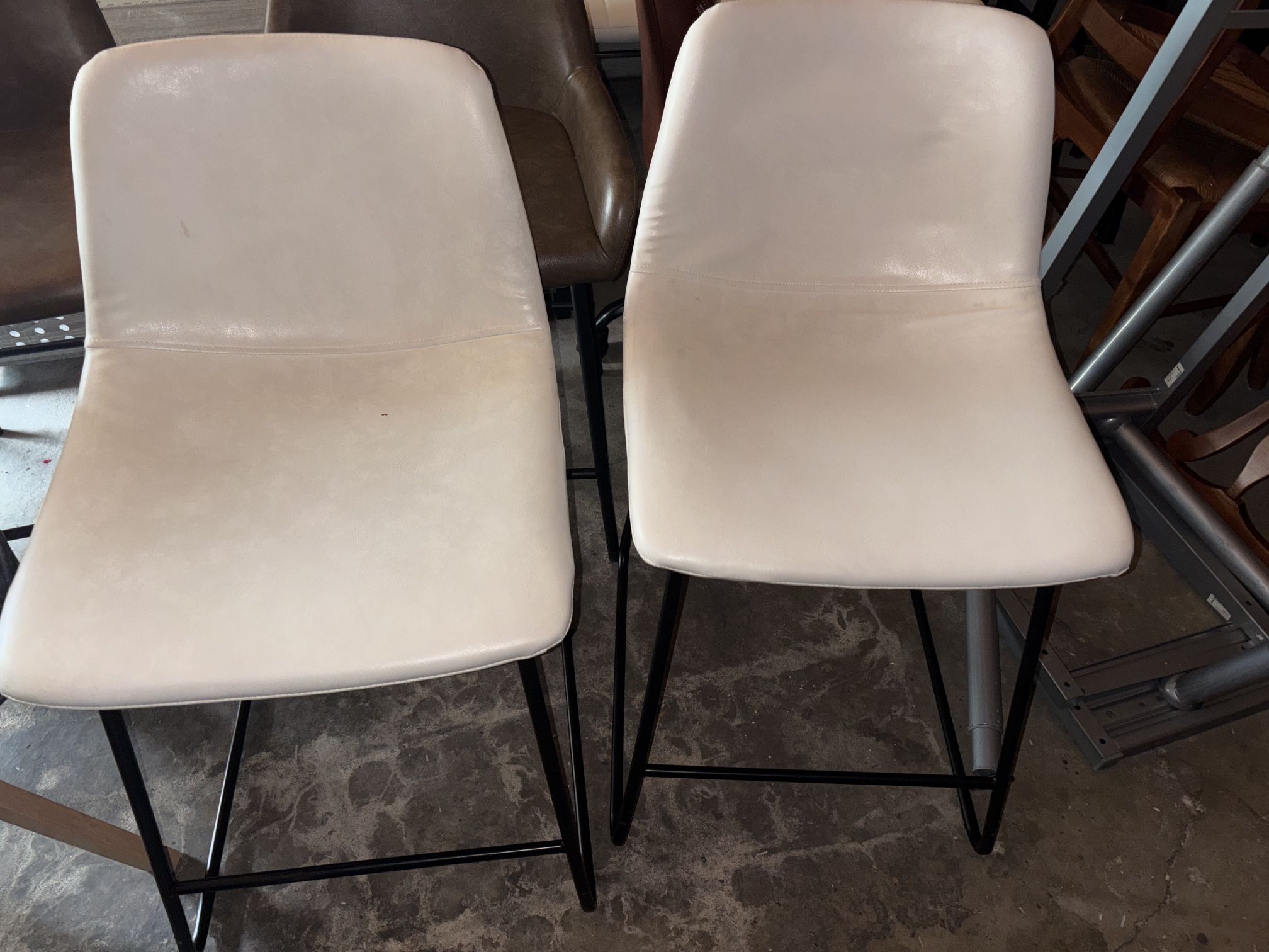 2 White Stools
