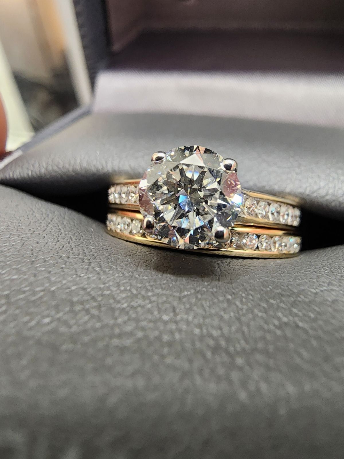 White Gold Diamond Ring Set