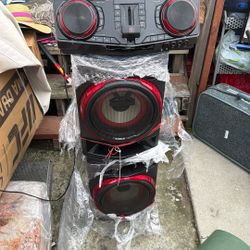 Very Good Condition Got A New One If People Know What It Is Look It Up It’s Worth A Lot Of Money Only Asking $150 Or Best Offer