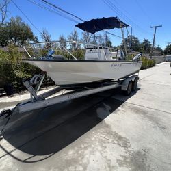 2007 Boston Whaler 190 Montauk Center console Fishing Boat