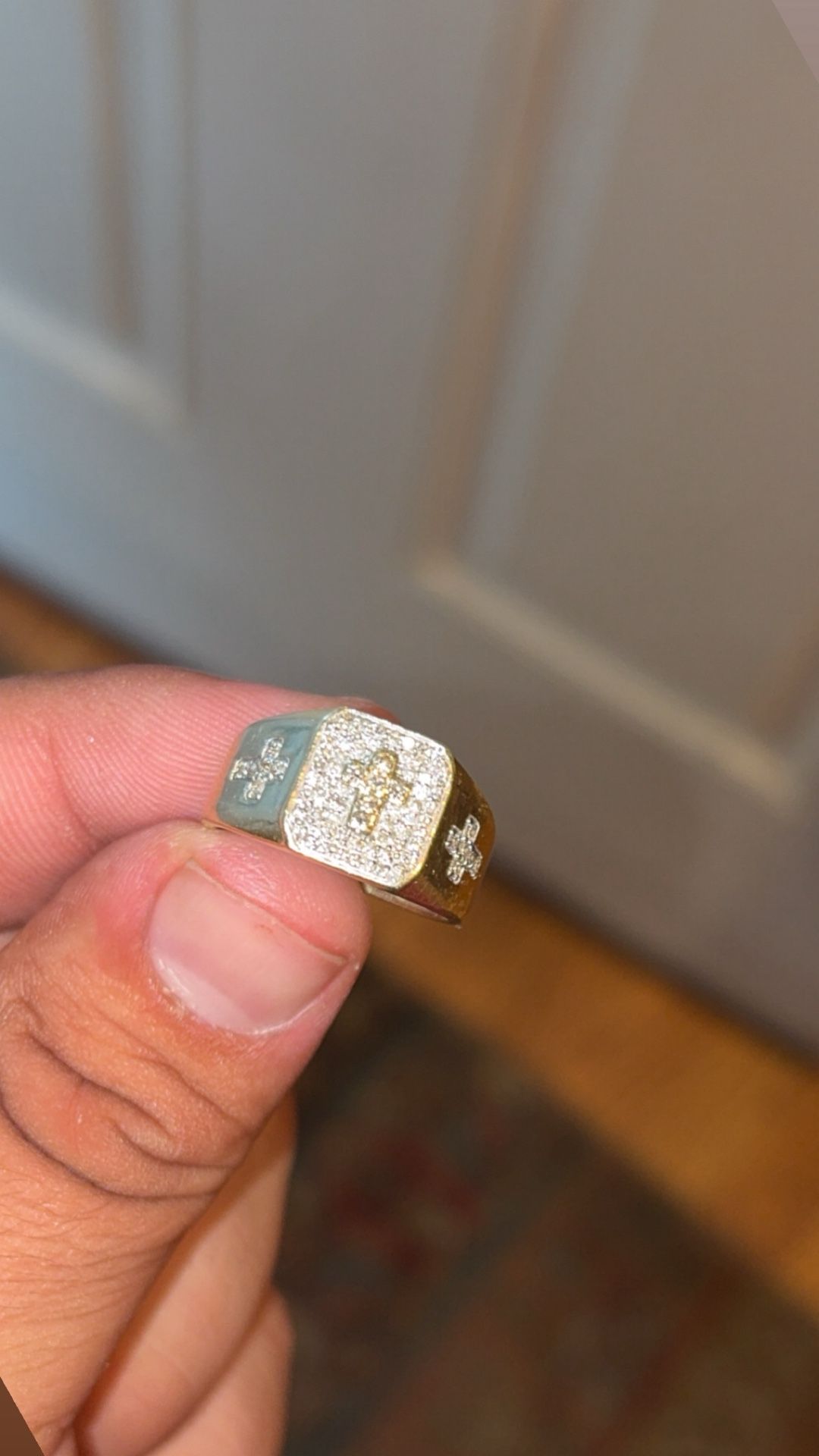 Diamond 10k ring