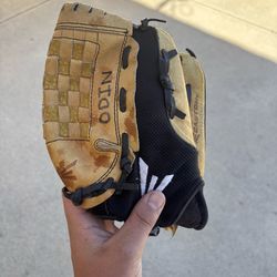 Youth baseball mitt
