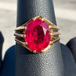 Vintage 18k yellow gold 2.5Ct oval cut Red Ruby stone ring sz 8