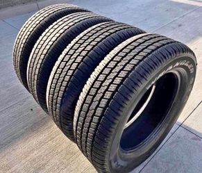 275/60/20 Goodyear 📍📍 Vendo un set de llantas con 80% de vida las 4 📍🌟