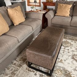 Lazy boy Sofa And Loveseat 