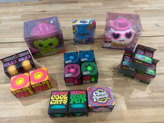 Needoh nee doh NeeDoh’s & squishy squishy’s