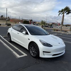 Tesla Model 3 Stander Range Plus 