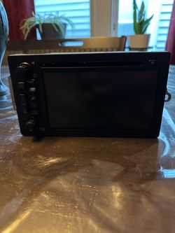 02-06 Cadillac Escalade factory navigation