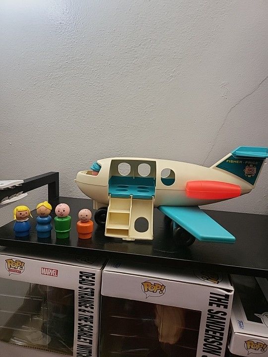 Fisher-Price Fun Jet Airplane Little People W/ 4 Little People Vintage 70's