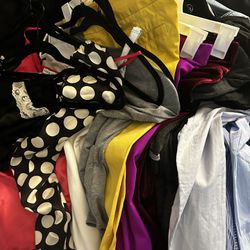 25+ Piece Mixed Women’s Clothing Lot | Small Sizes