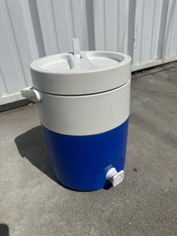 Coleman 2 gallon jug
