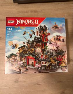 LEGO Ninjago Legacy The Old Town 71861