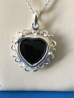 Jewelry, pendant necklace,Changeable black stone heart,18” chain