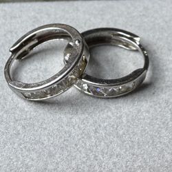 14K Solid White Gold 13.9MM Huggie Hoops Clear Crystal Channel Setting 1.6g