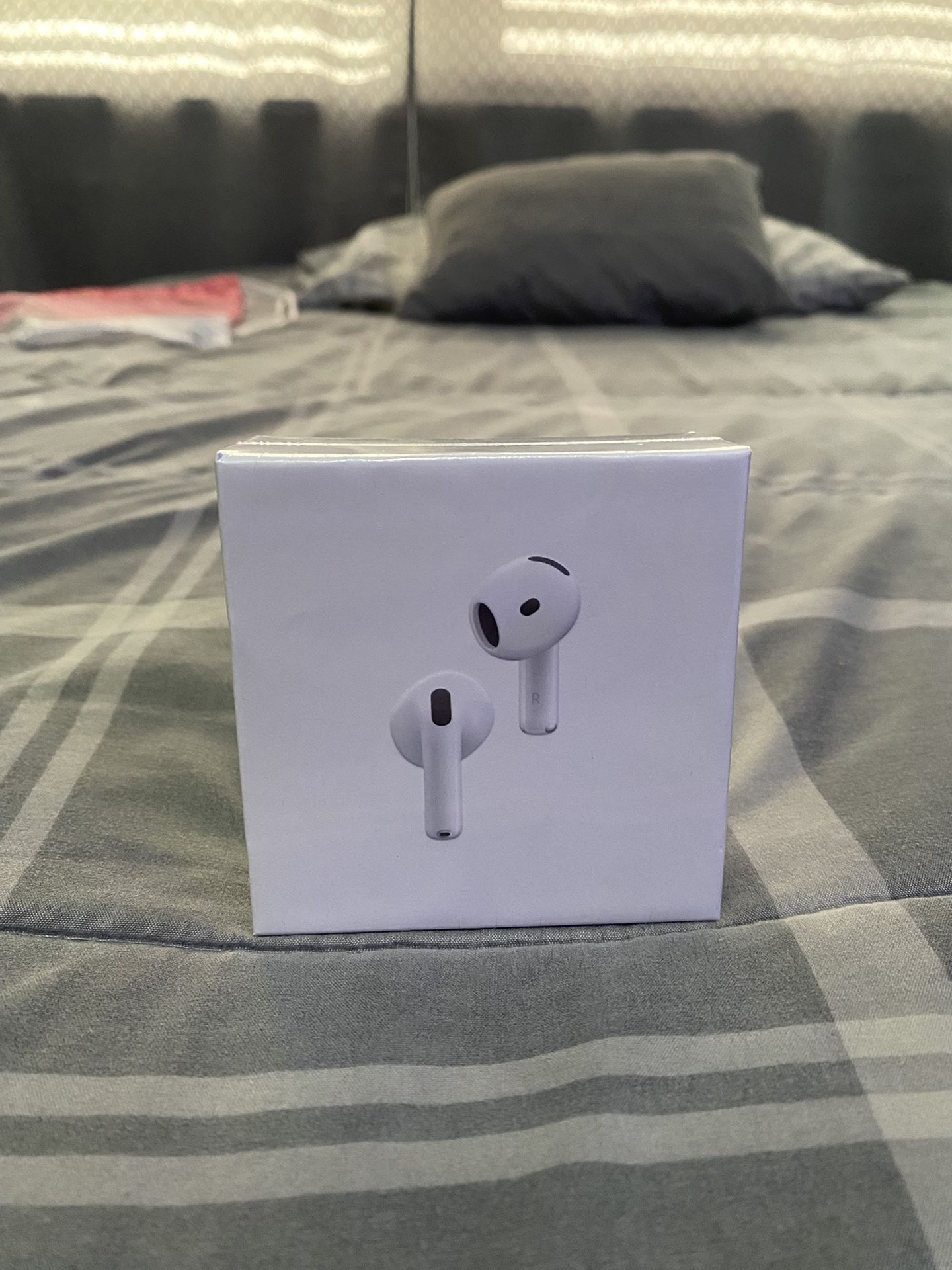 AirPods Gen 4